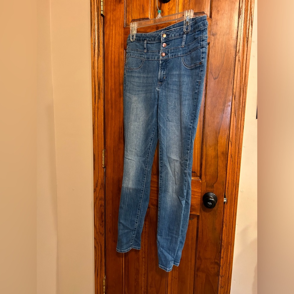 Size 12 Refuge High Waist Light Wash Skinny Jeans